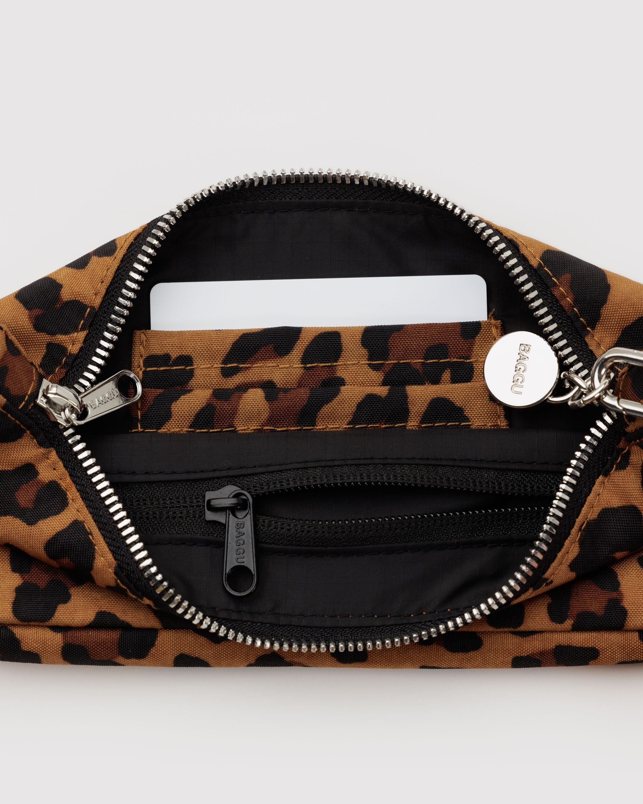 Nylon Pochette Leopard BAGS