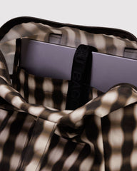 Everyday Cloud Bag Blurred Gingham Brown BAGS