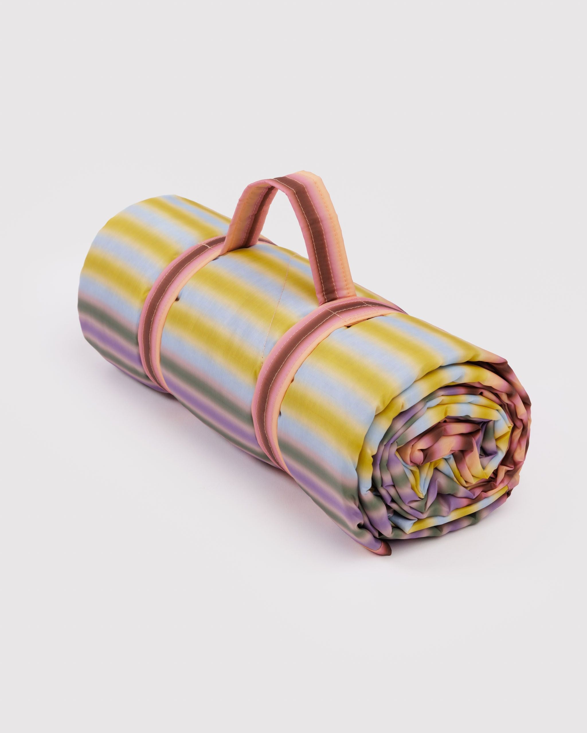 Puffy Picnic Blanket Gradient Stripe Multi
