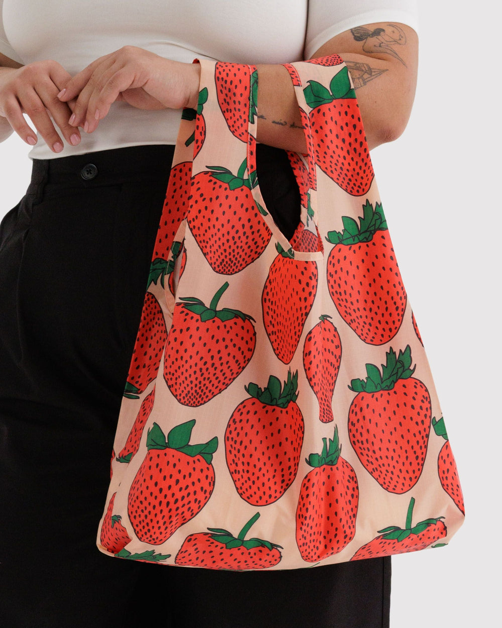 Standard Baggu Strawberry BAGS